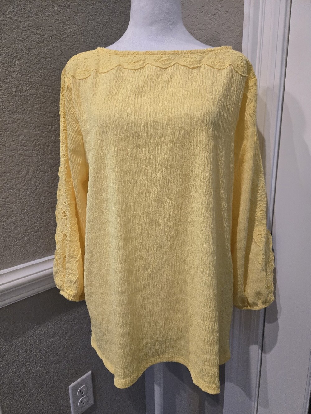 Ruby Rd Textured Top - Picture 5 of 10